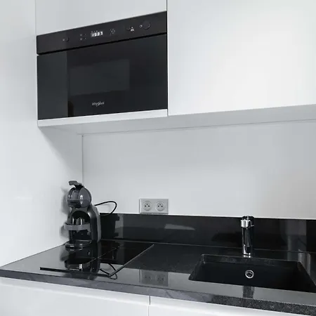 Apartman Cosy Metro Pereire 17 - 2p